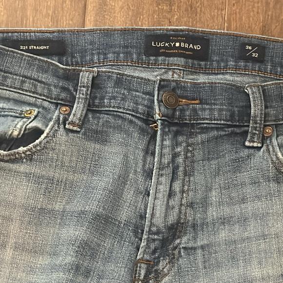 Men’s Lucky Brand Denim Jeans 221 Straight Leg 36/32 - Picture 3 of 9